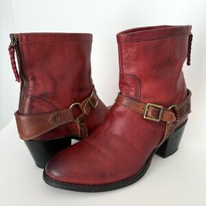 Ariat Segovia Handcrafted Women's Cowgirl Leather Ankle Western Boots Bootie